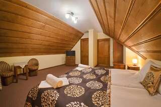 Отели типа «постель и завтрак» Markowy Dworek Бялка-Татшаньска Двухместный номер с 1 кроватью или 2 отдельными кроватями-23